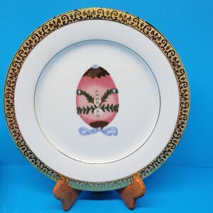 Royal Gallery Buffet pink Faberge Egg 8.5” Salad Plate Gold Gilt Rim